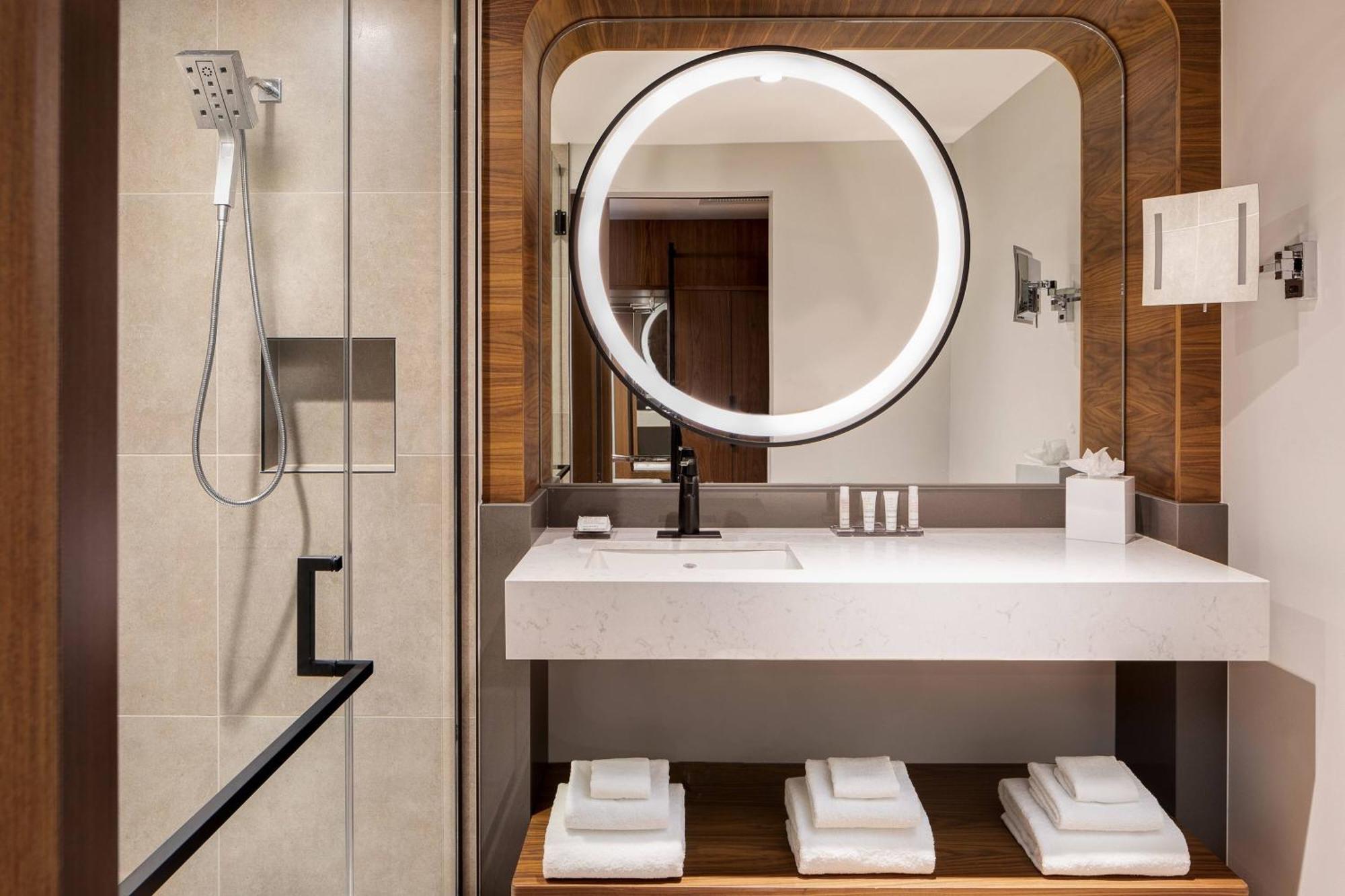 Odessa Marriott Hotel & Conference Center מראה חיצוני תמונה